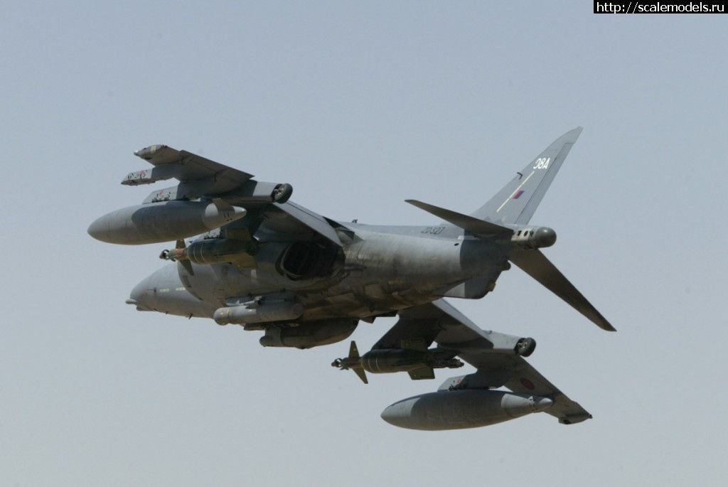 #1213940/ Airfix 1/72 BAE Harrier GR.7A  