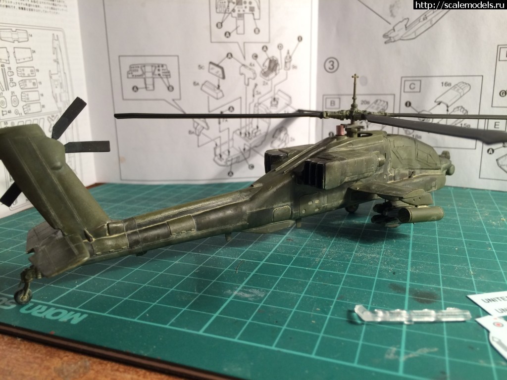 #1219074/ AH-64A Apache 1:72 ( )  