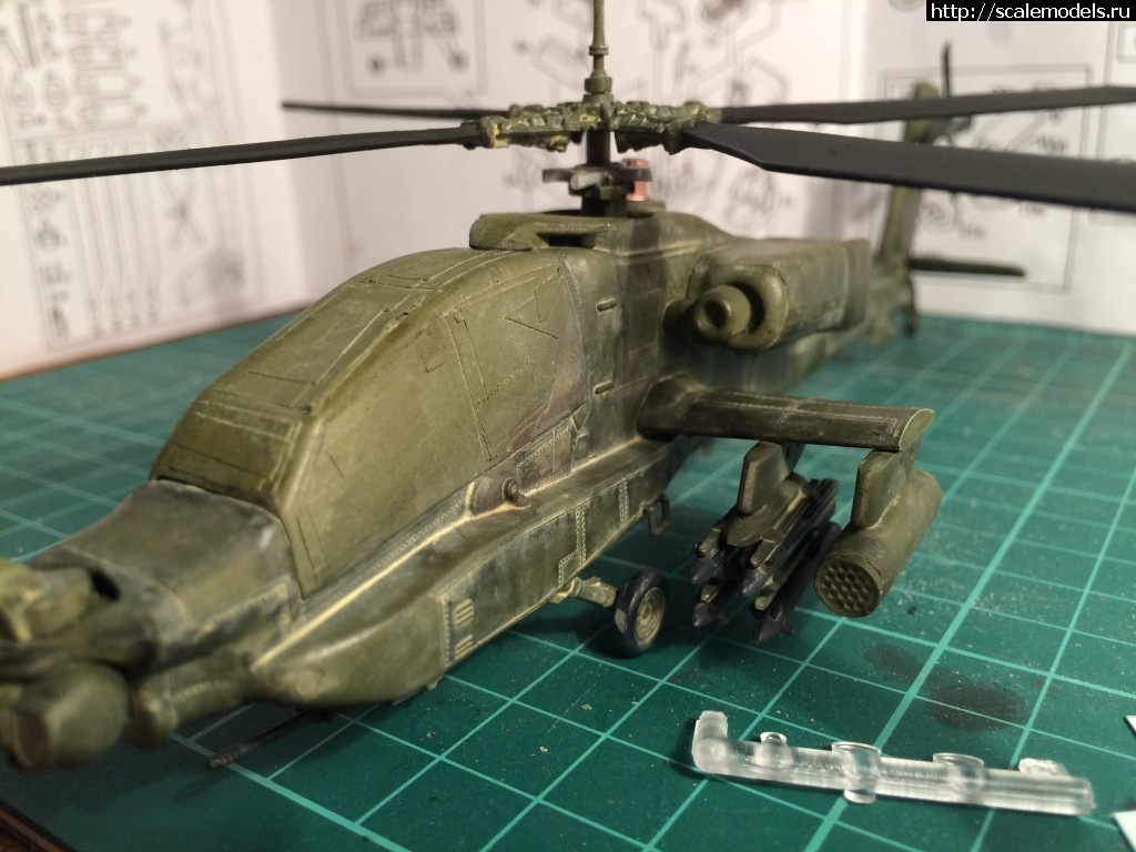 #1219074/ AH-64A Apache 1:72 ( )  