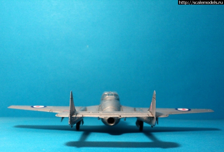 #1238382/ De Havilland Vampire T11 (Airfix 1/72)   