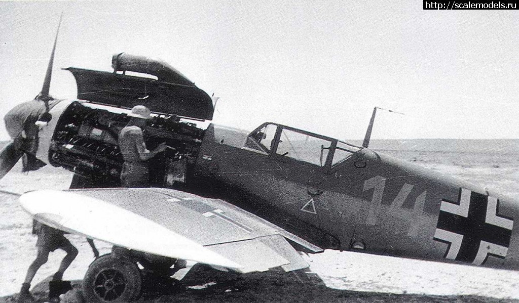 #1243206/ Messerschmitt BF-109f-4 trop  (1:48, ICM)  