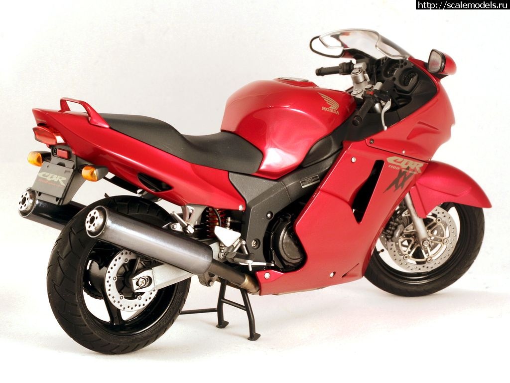 #1243178/ 1/12 Tamiya Honda CBR 1100XX - !  