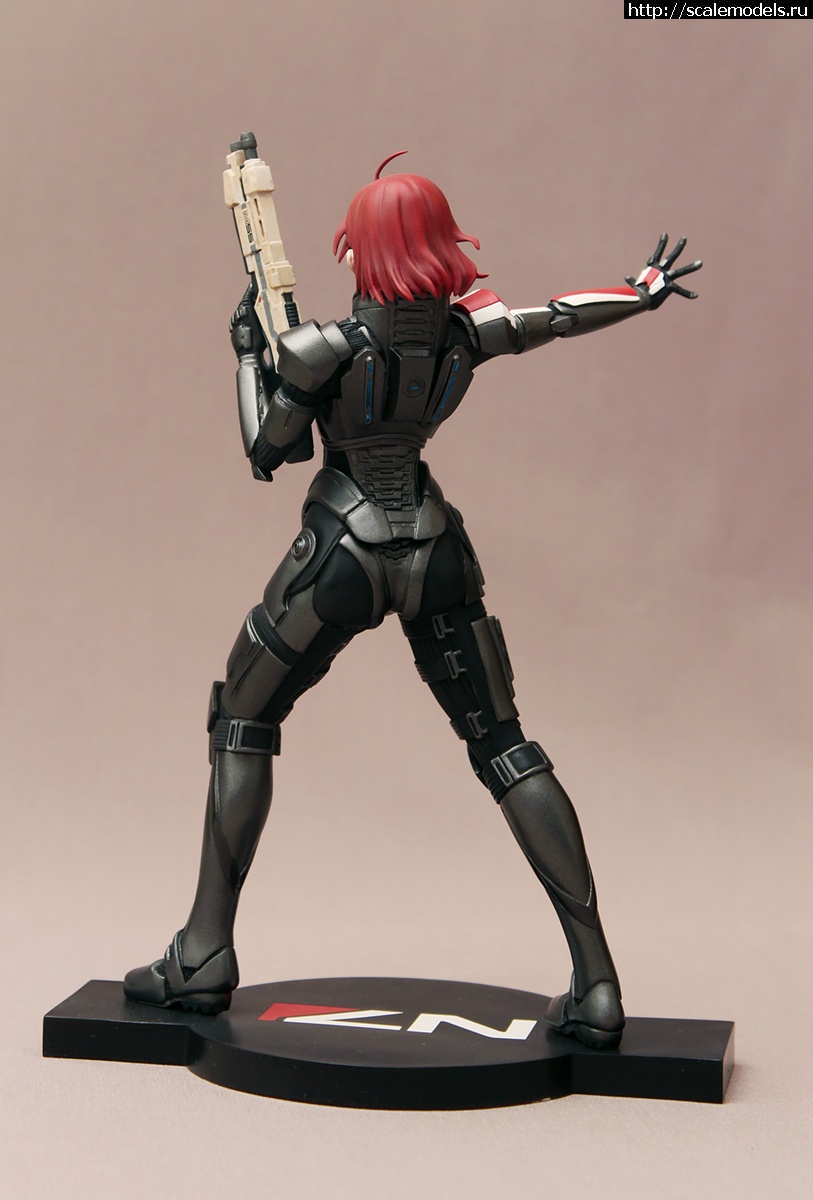 #1307890/ FG 7365 Commander Shepard 1/7 -   