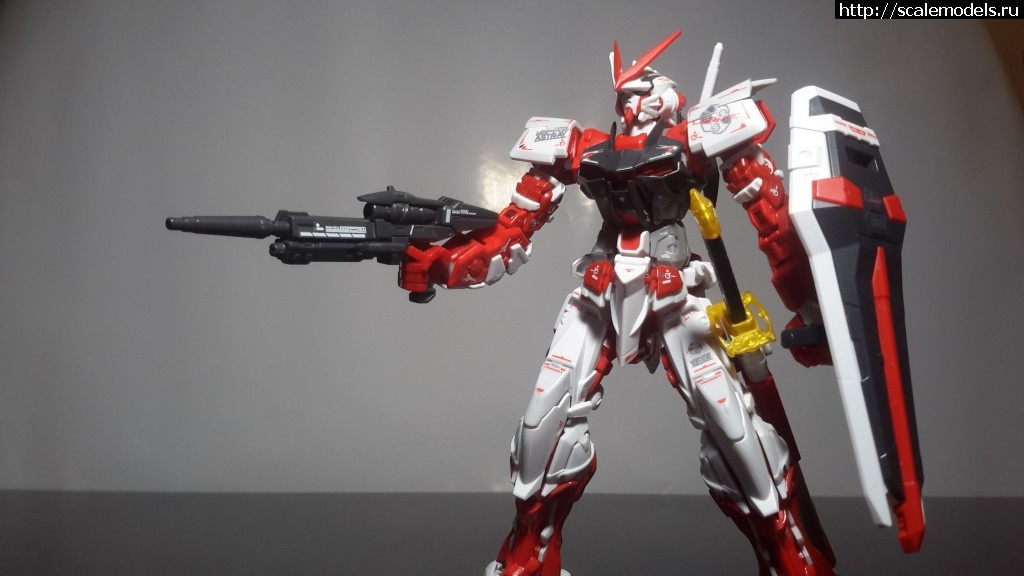 #1325405/ Bandai Gundam 1/144 -     