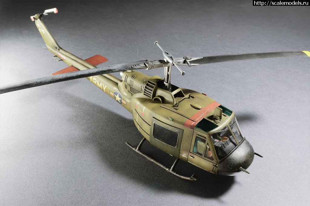 #1355110/ UH-1 1:48 Revell-Monogram  