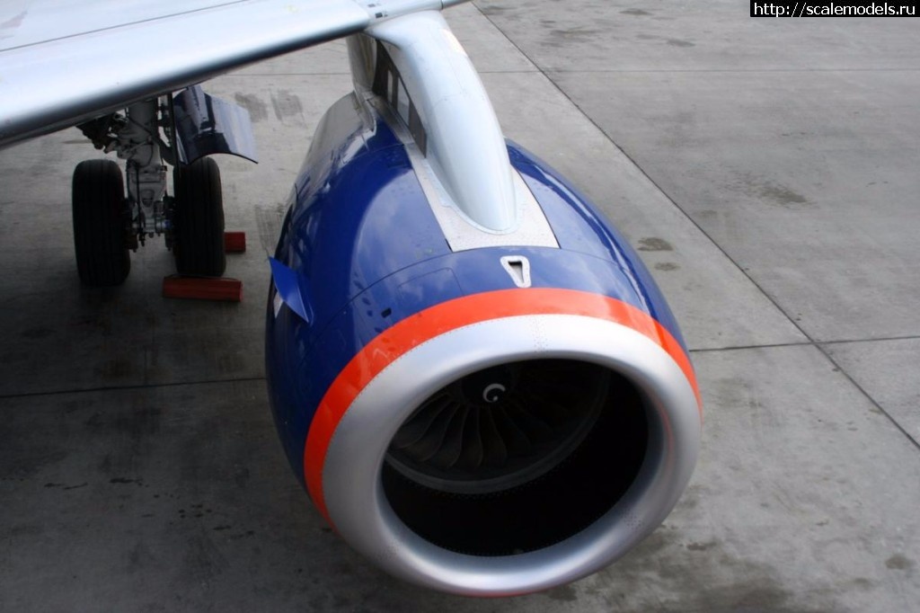 Sukhoi Superjet 100 "" -    