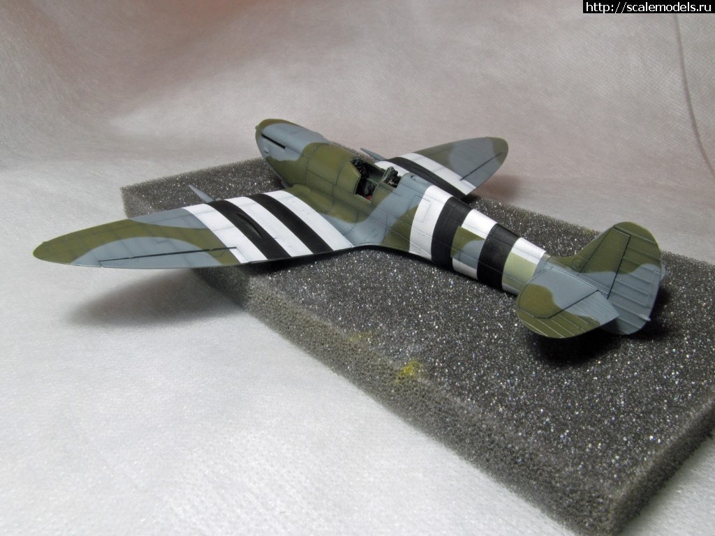 #1374617/ Spitfire Mk. IXe 1/72 Eduard   