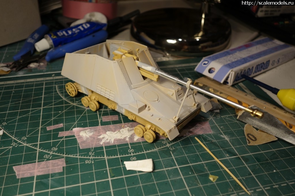 #1377553/  "NASHORN"; Fuman(Bandai)+ Pz.Kpfw.IV (Tamiya)  