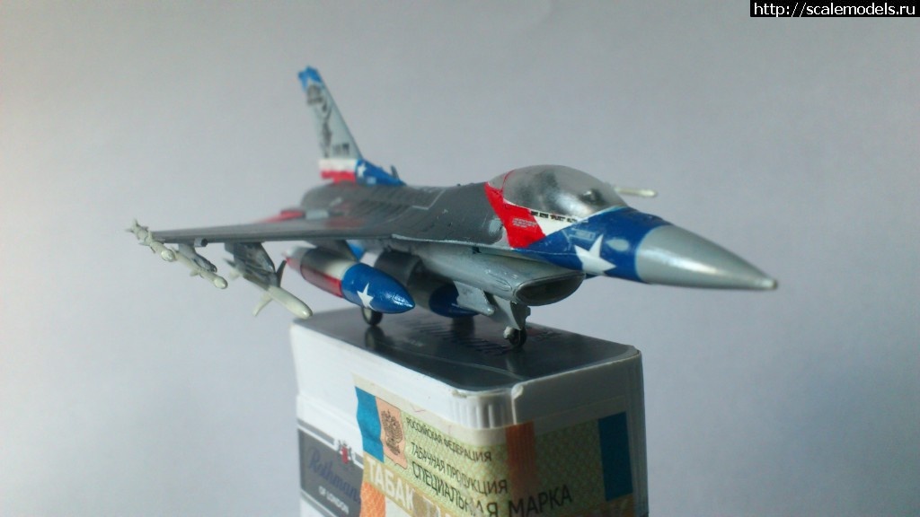 #1379600/    F-16C 1/144 Revell  