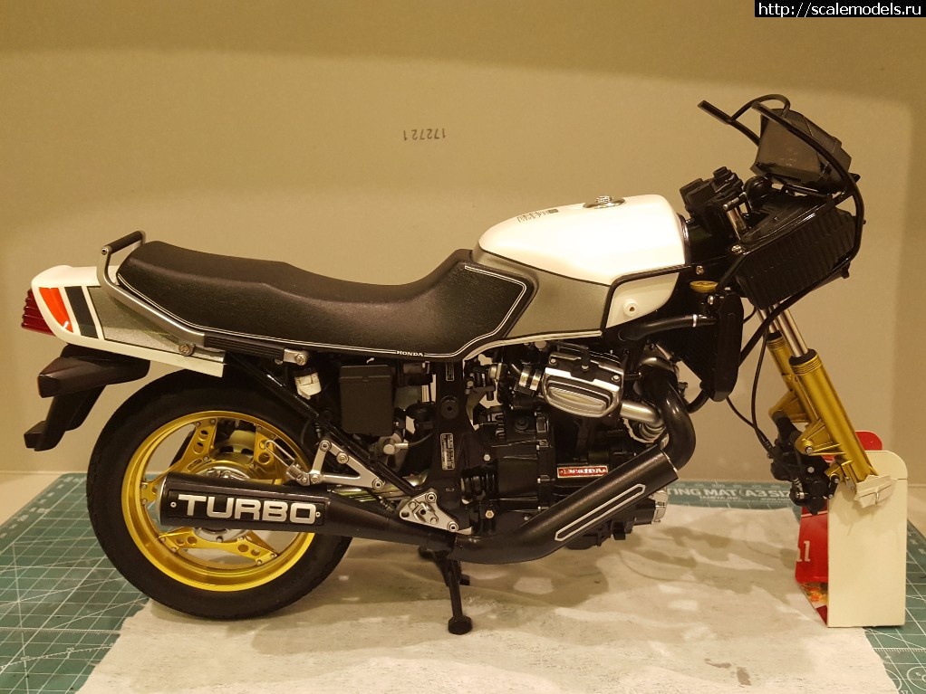 #1380802/ Honda CX500 Turbo 1/6 ʻ  