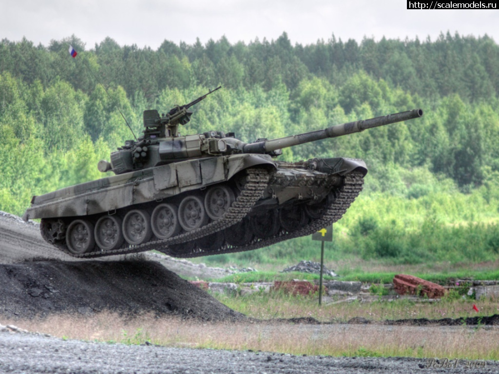 #1389235/ Готово - Modelcollect 1/72 T-90A Закрыть окно