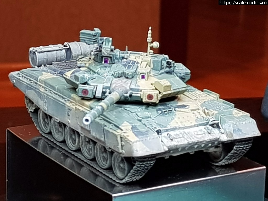 #1391017/  - Modelcollect 1/72 T-90A  
