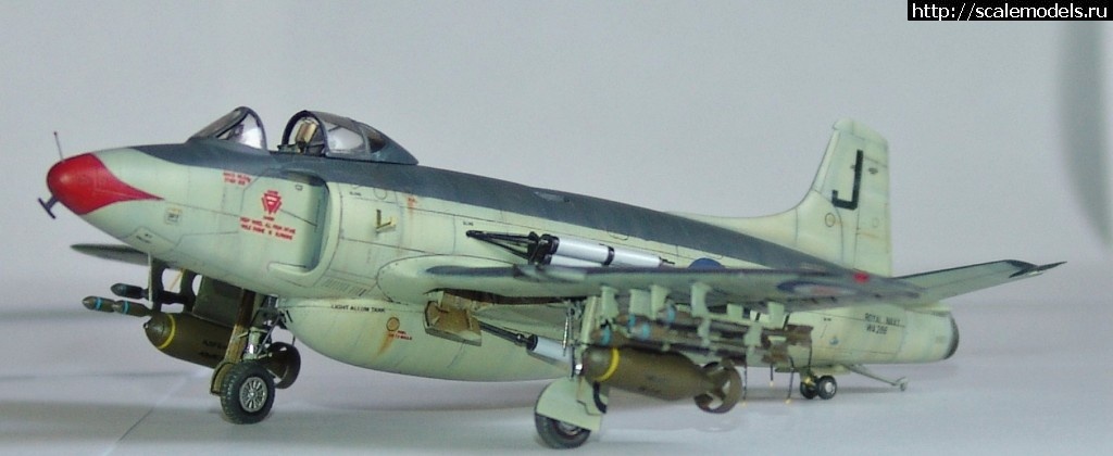 #1393202/ Supermarine ATTAKER FB.2   AZmodel  1:72  .  