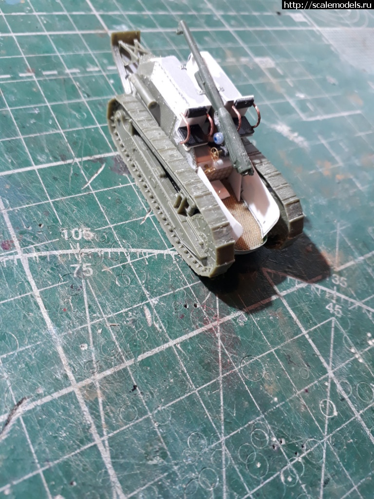 #1401845/ SPG Renault FT 1/72 !  