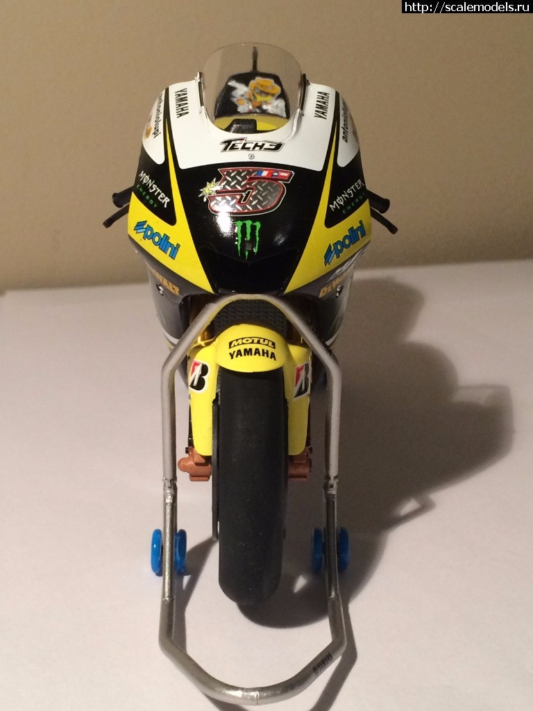 Tamiya Yamaha YZR-M1 09 Monster Yamahatec 3   