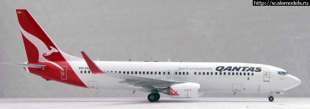  .     1/144 Boeing 737-800 Qantas, .  