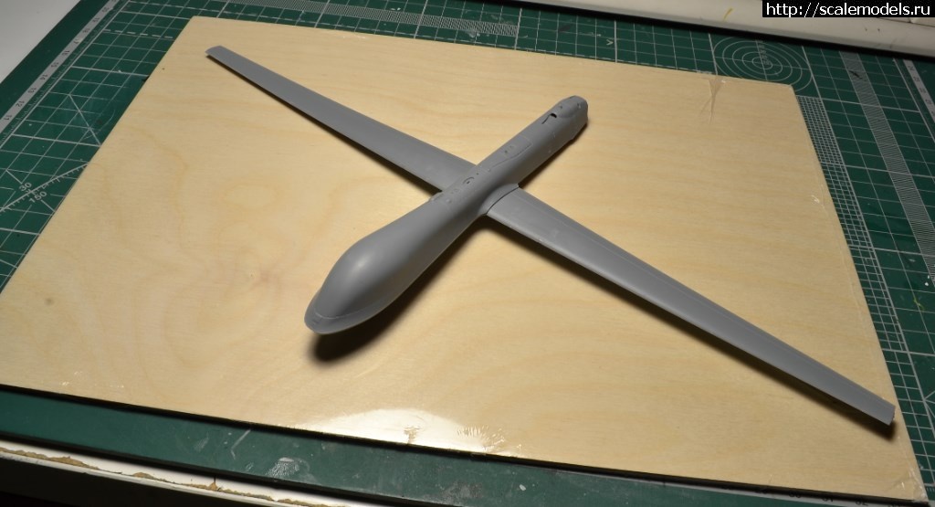 #1420742/ MQ-1 Predator 1/48, . .  