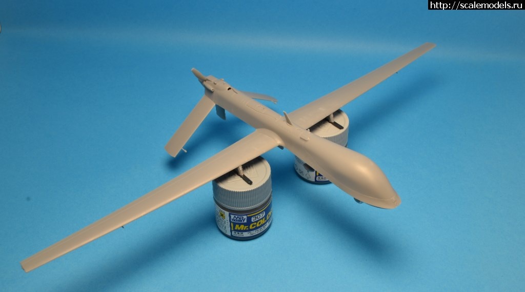 #1422890/ MQ-1 Predator 1/48, . .  