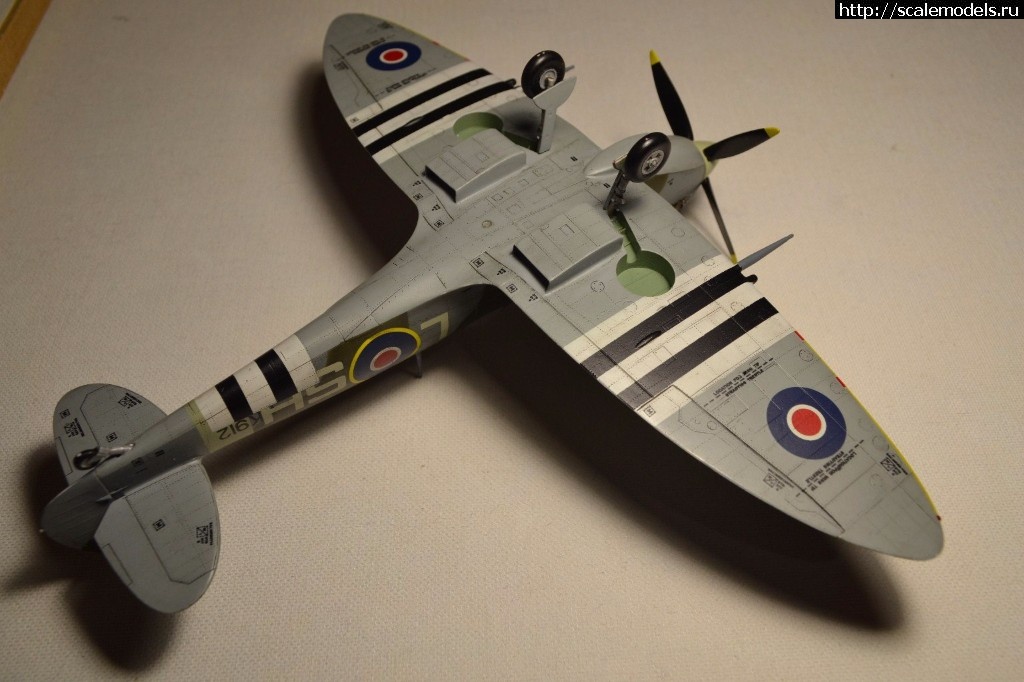 #1438851/ ARK models/ICM 1/48 Spitfire MK IX(#11632) -   