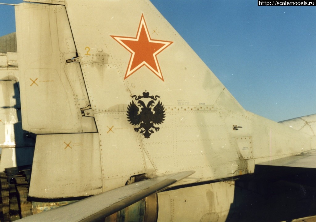 #1443080/ ICM 1/72 МиГ-29 (9-13)(#11674) - обсуждение Закрыть окно
