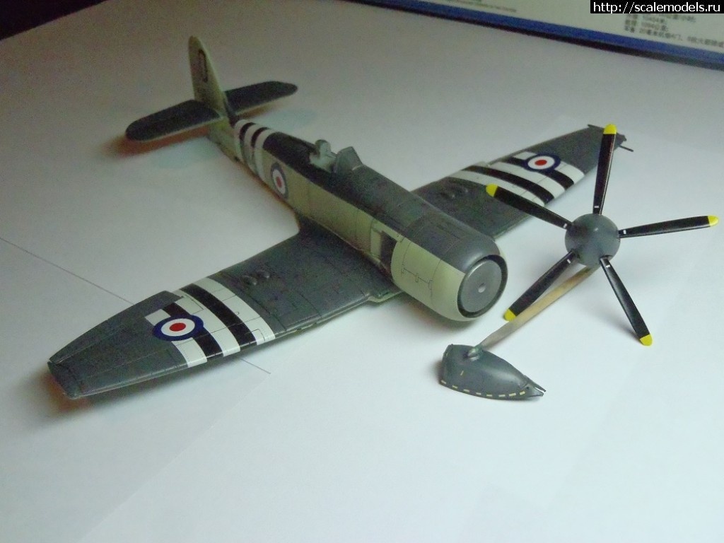 #1444175/ Hawker Sea Fury FB.11      Trumpeter   1:72..  