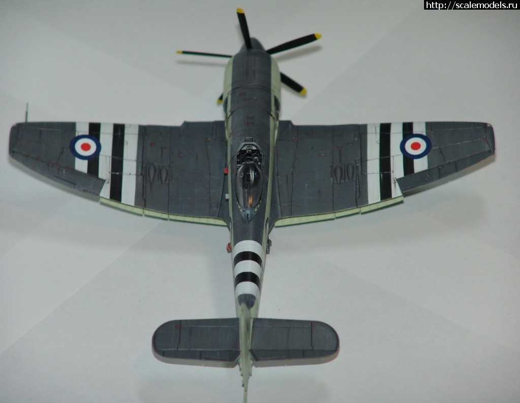 #1444676/ Hawker Sea Fury FB.11      Trumpeter   1:72..  