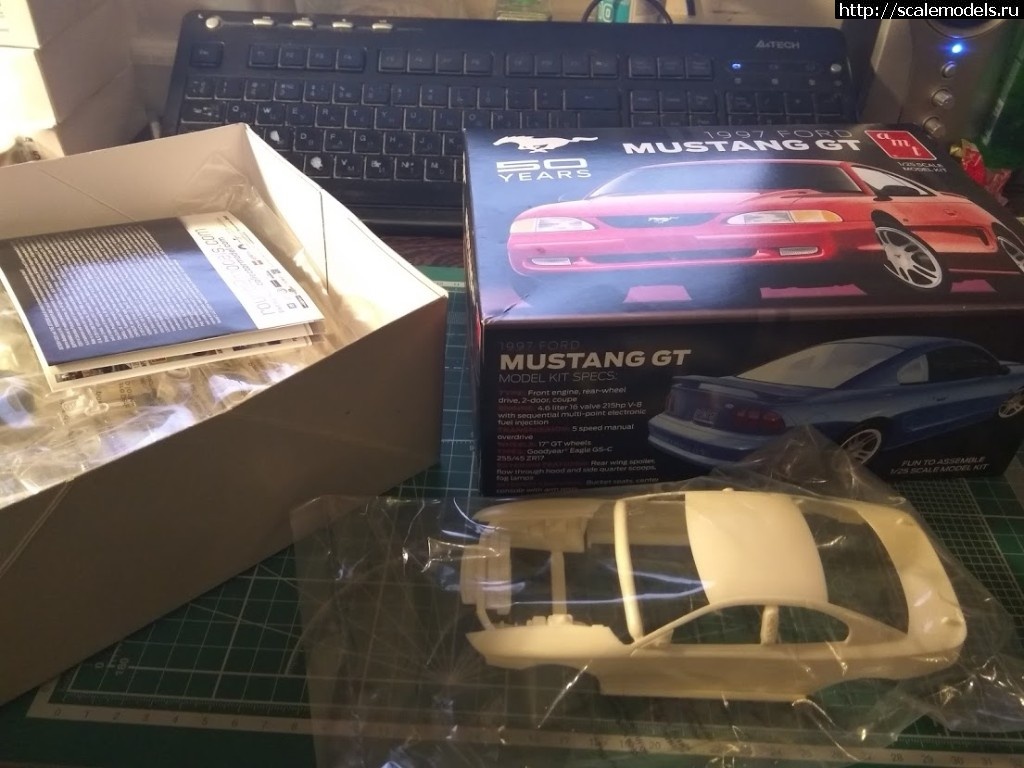 AMT Ford Mustang GT 1997 1/25 #AMT864/12  