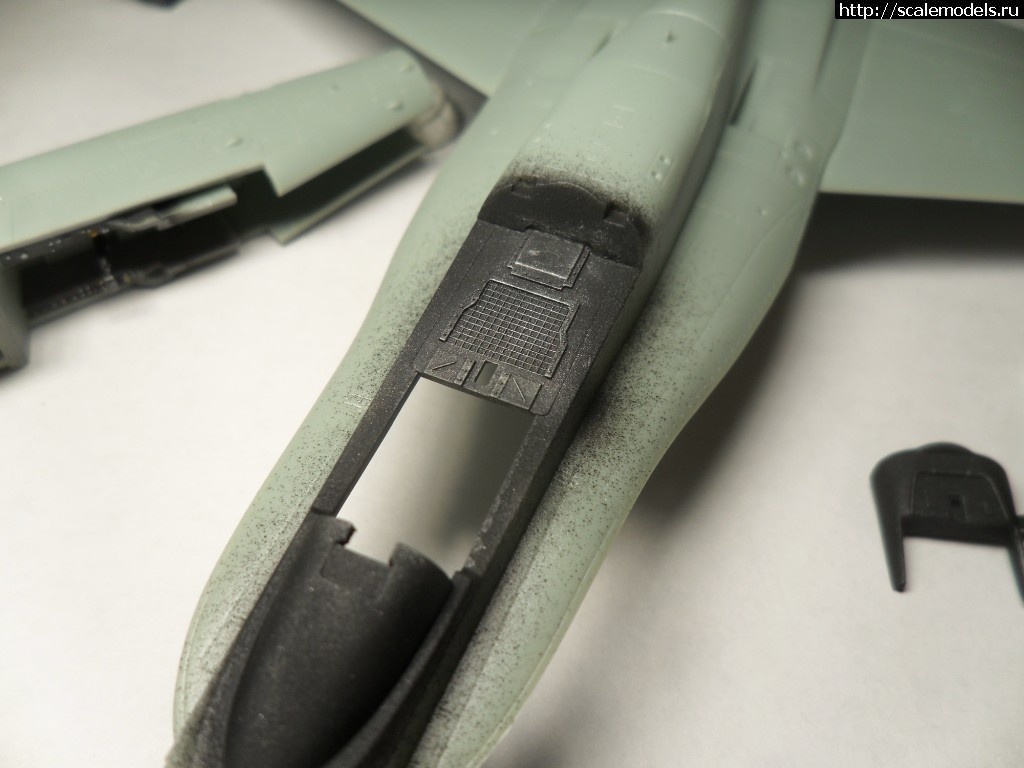 F/A-18A  1/72 Academy !  