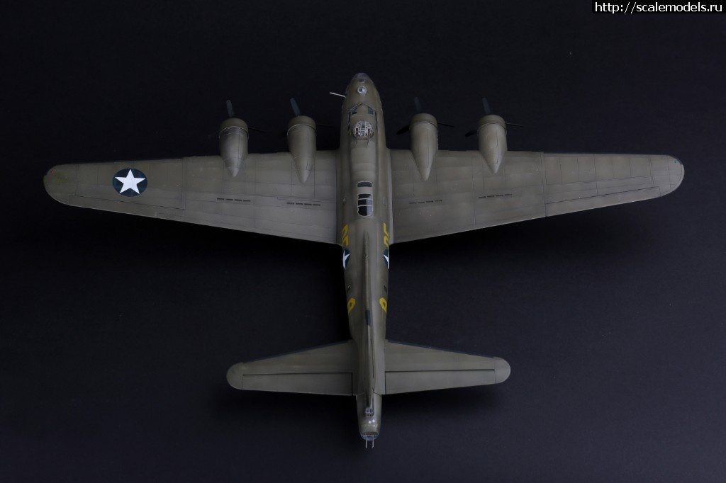 #1458951/ B-17 /Academy 1/72   