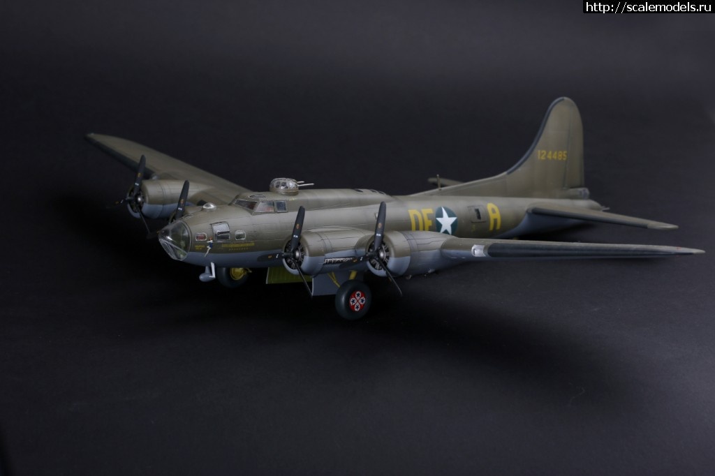 #1458951/ B-17 /Academy 1/72   