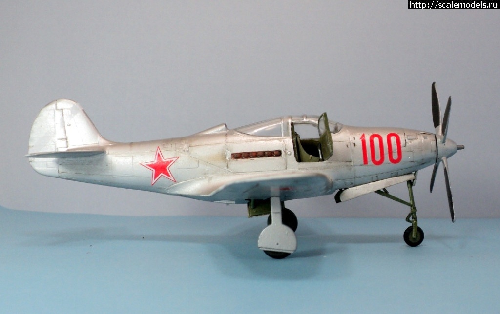 #1460964/ P-39 Q-25 Airacobra (RS Models 1/72)  .  