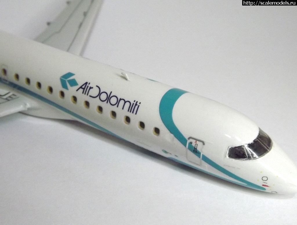 #1461103/   Revell  1/144 Embraer 195(#11892) -   