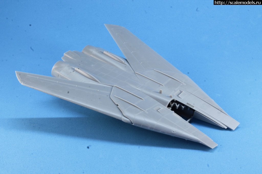 Hobby Boss 1/72 F-14A Tomcat   