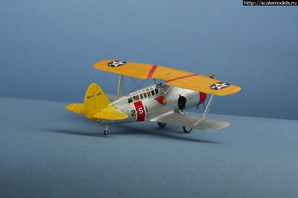 #1483925/ Curtiss SBC-4 Helldiver 1/72 Heller   