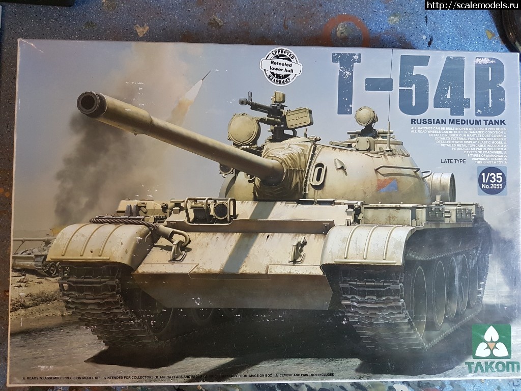 Takom 1/35 T-54  []  