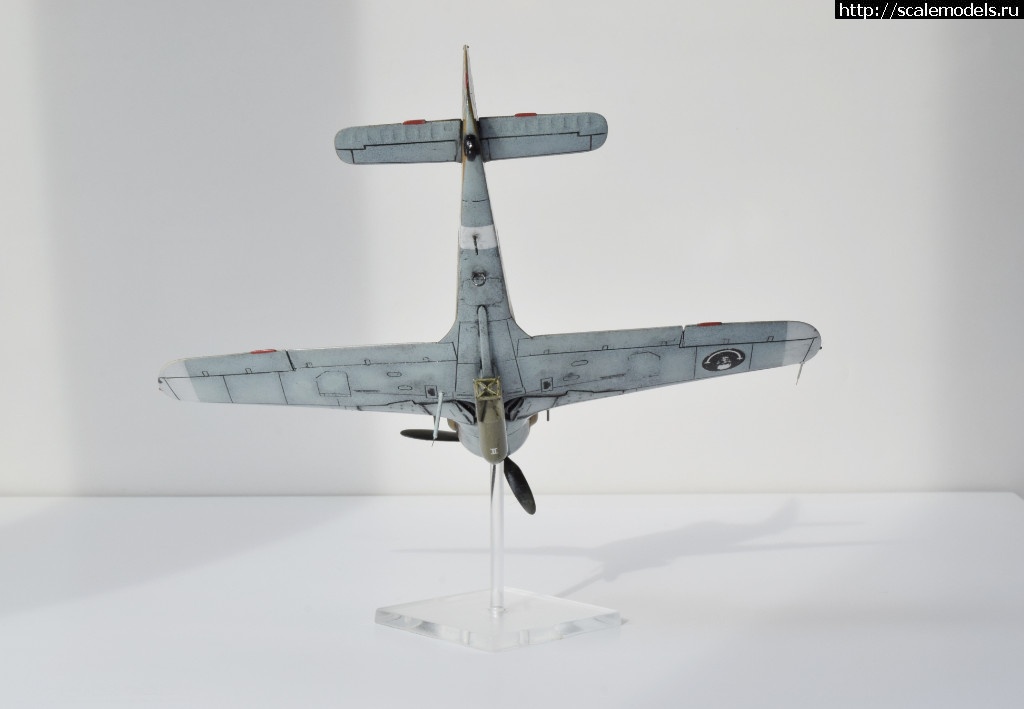 Fw-190F-8 .  - 1/72 Academy  