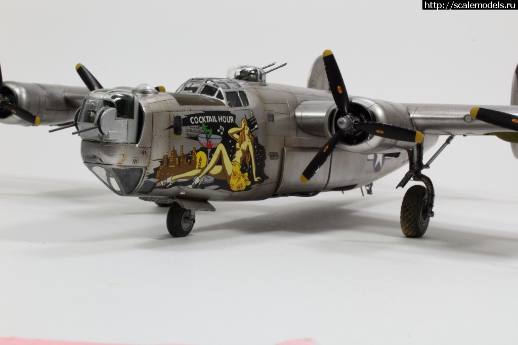 #1500383/ B-24J Hasegawa 1/72   