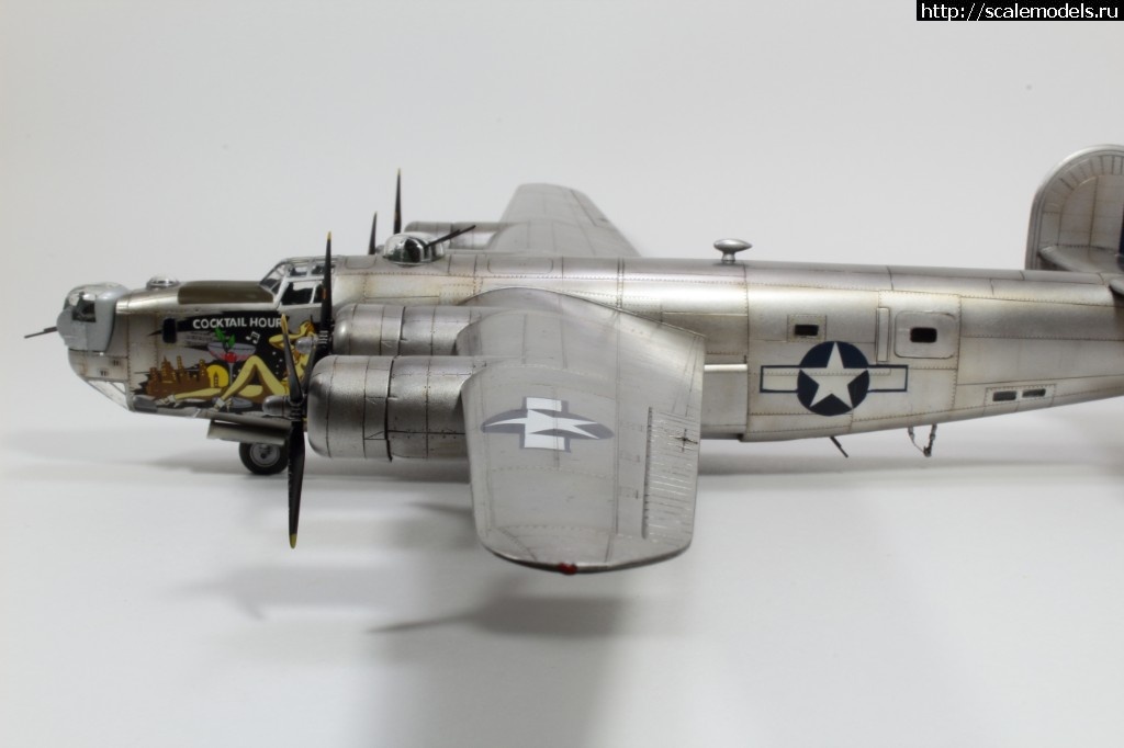 #1500383/ B-24J Hasegawa 1/72   