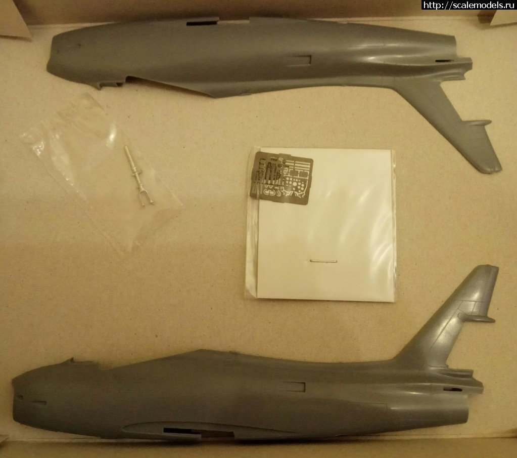 1:48 Grand Phoenix FJ-4B "Fury"  