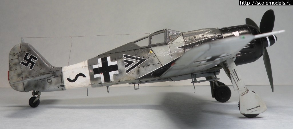 #1536476/ Fw-190 A-8/R2 1/72 Eduard   