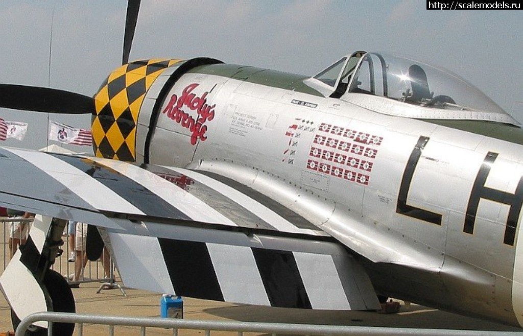 #1538117/ P-47D Thunderbolt  Revell 1/48 (Doomsday/ )  