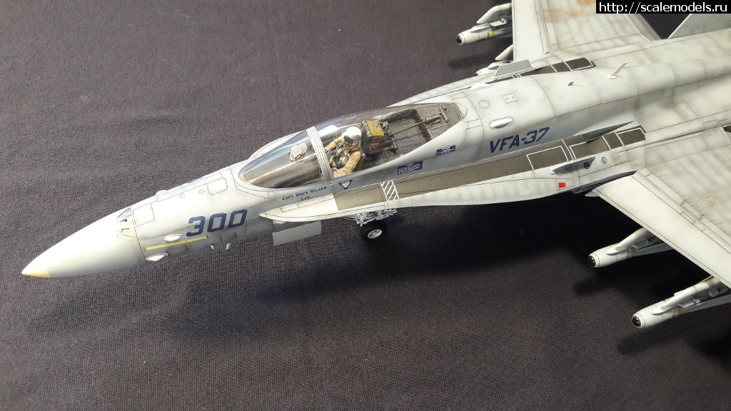 Academy 1/32 F/A-18C Hornet(#13288) -   