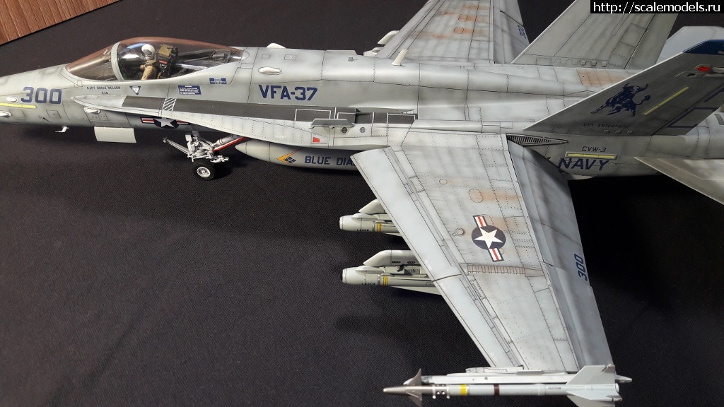 Academy 1/32 F/A-18C Hornet(#13288) -   