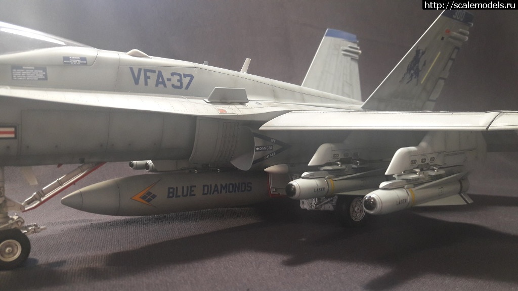 Academy 1/32 F/A-18C Hornet(#13288) -   