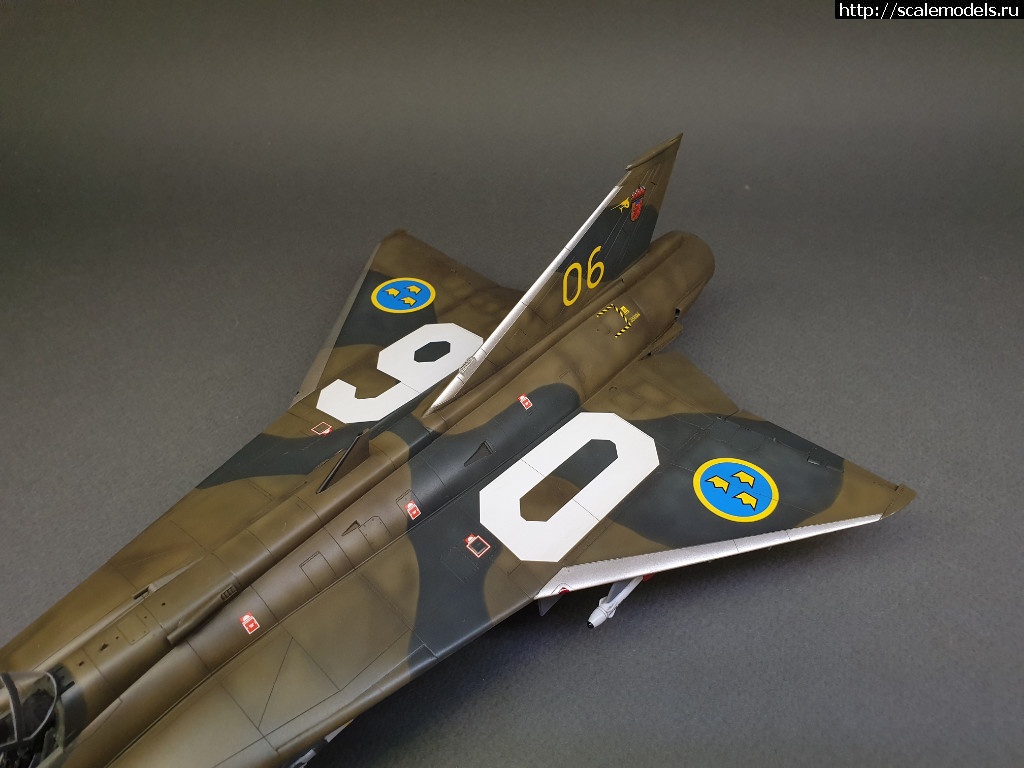 #1565102/ Hasegawa 1/48 J-35 F/J Draken - !  