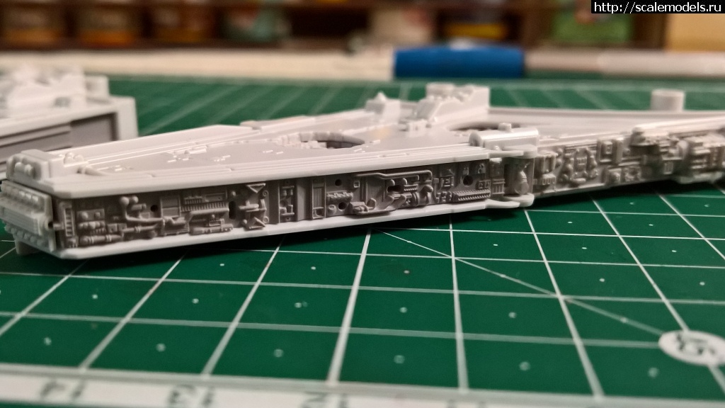 Millenium Falcon  Bandai  144  