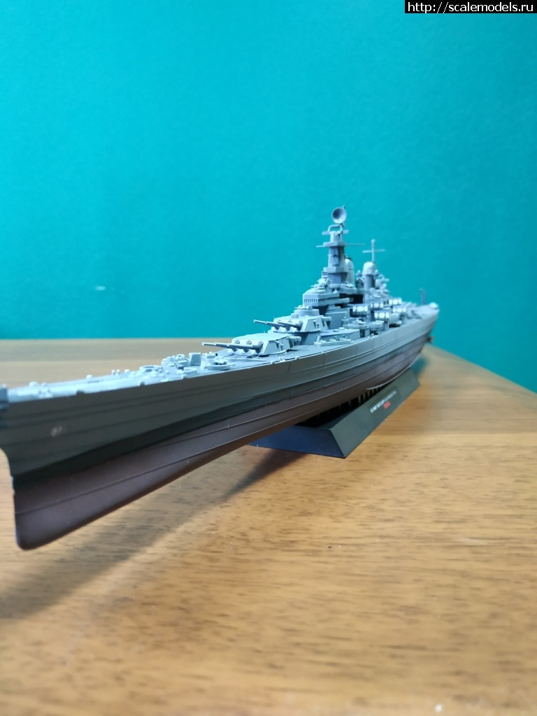 #1594776/  USS Missouri BB-63 Meng-1/700  