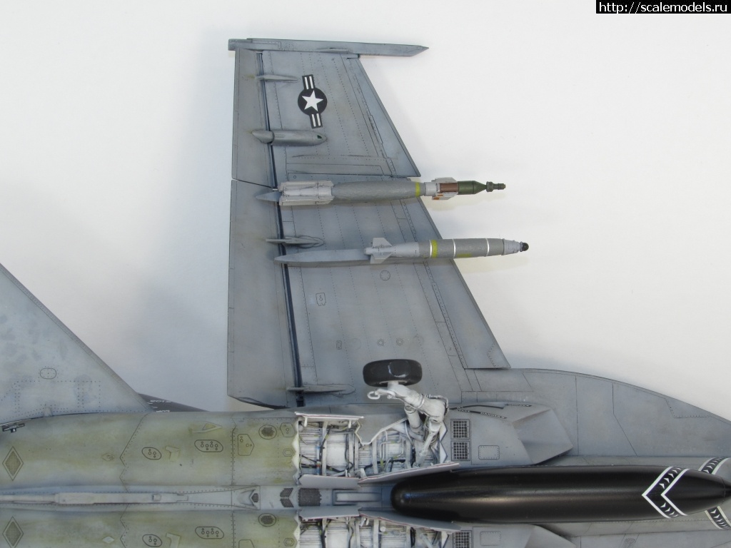 #1602233/ F/A-18F Super Hornet 1/72 Academy 'Jolly Rogers'  