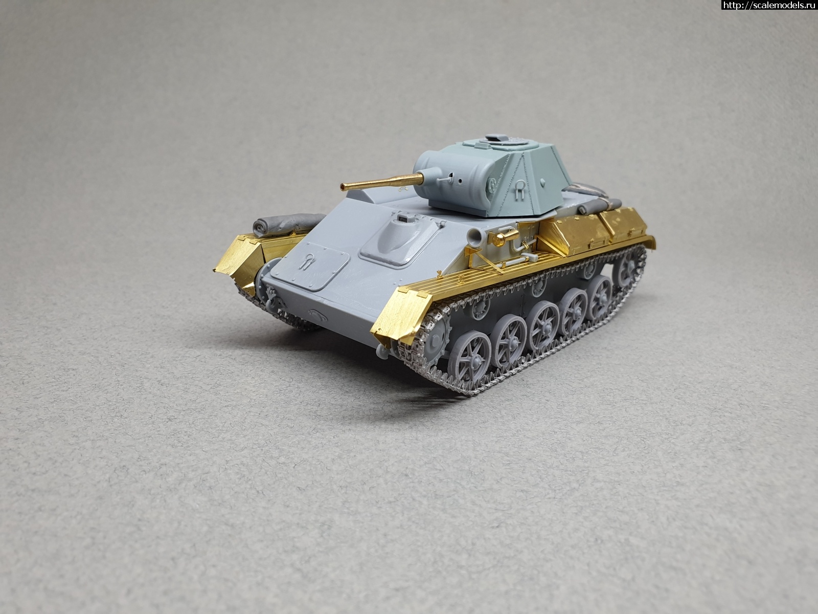 #1602356/ MiniArt 1/35 T-70M  