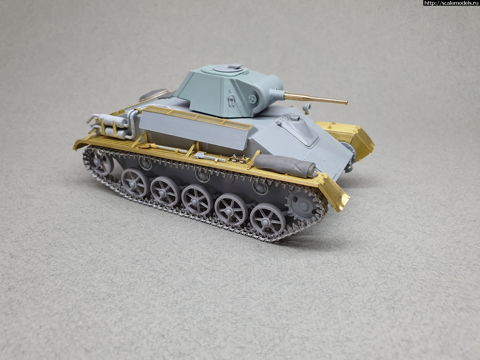 #1602356/ MiniArt 1/35 T-70M  